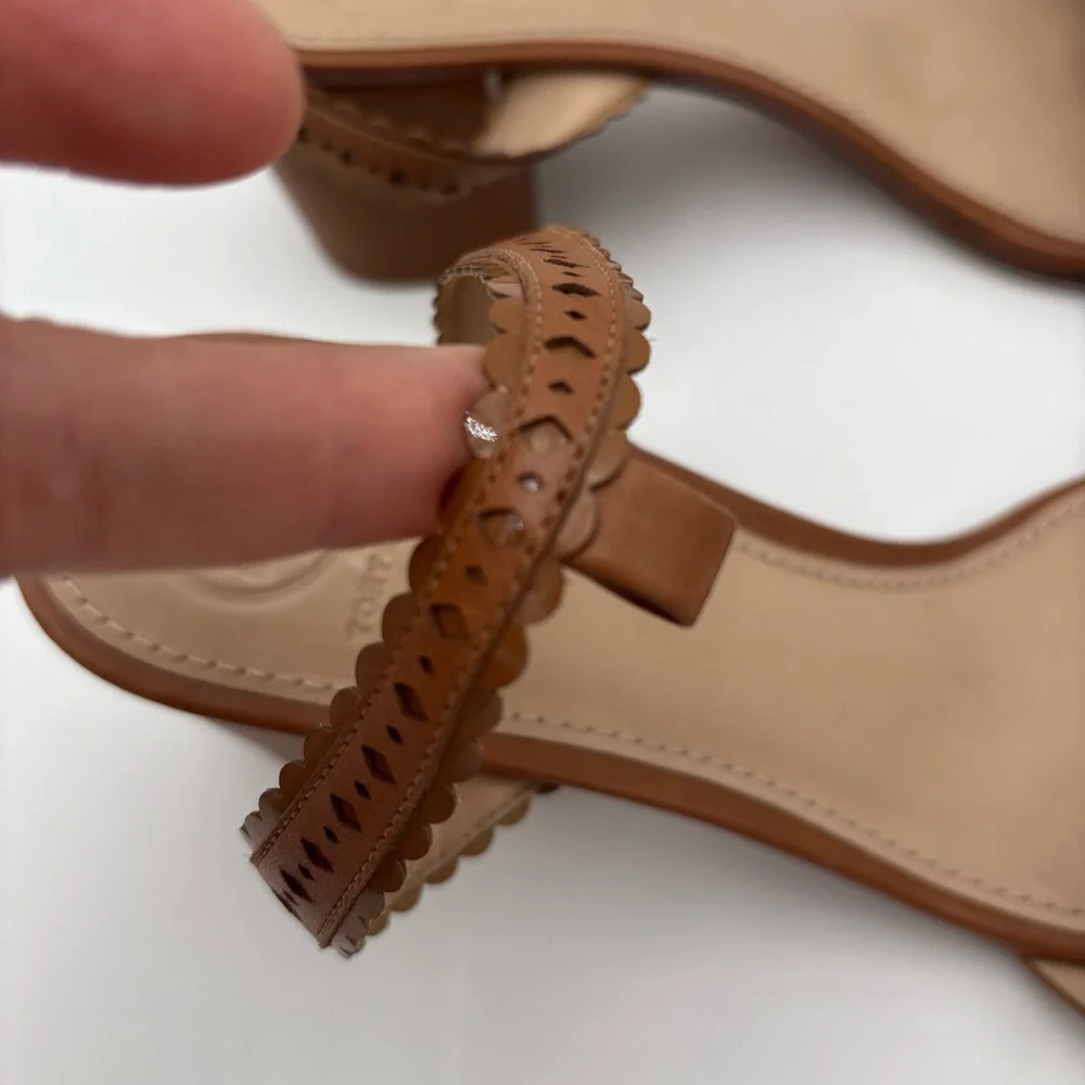 Tory Burch‎ Tan Heels with Floral Accents